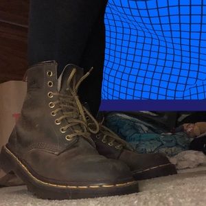 Super Stylish Antique-Fashioned Dr. Martens